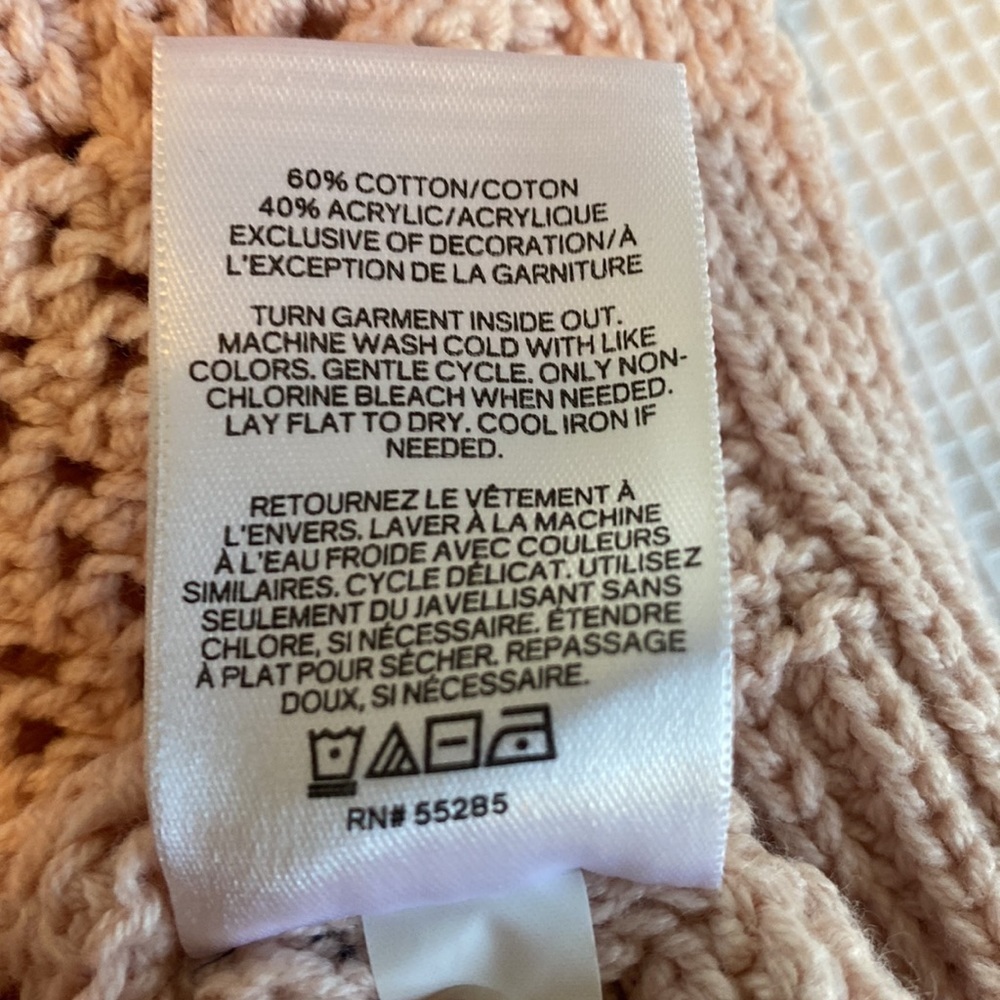 Woman’s Express V Neck Pink and White Star Sweater Size Small - Picture 8 of 12